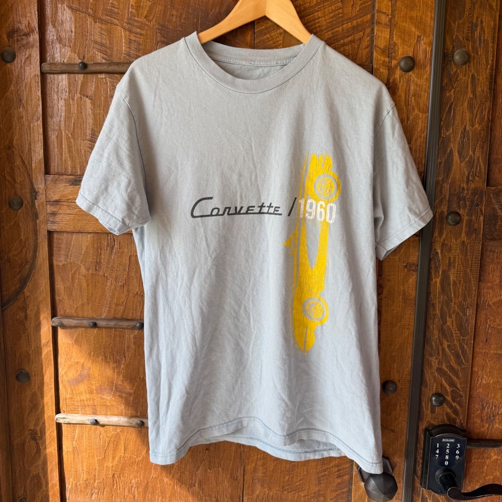 Tee Luv Corvette T-Shirt Mens Medium Blue 1960 Graphic Short Sleeve Tee